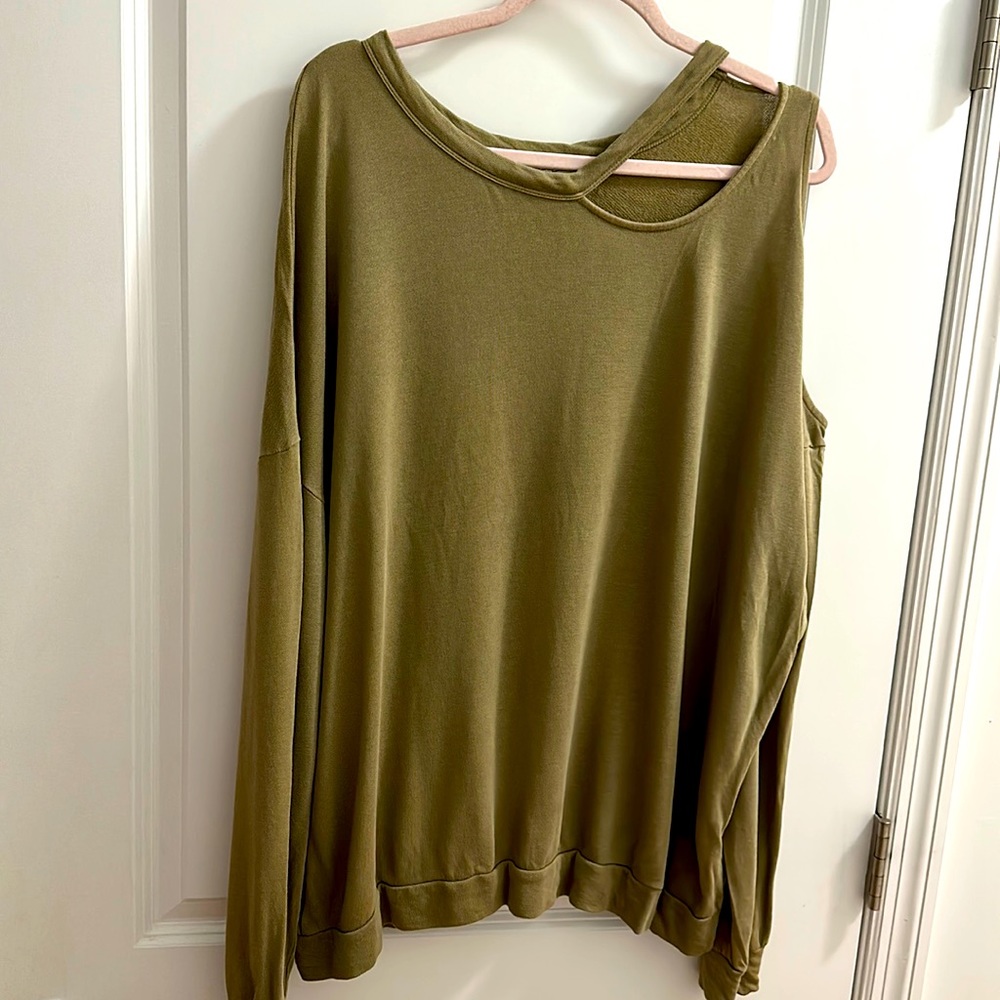 Woman’s Shirt